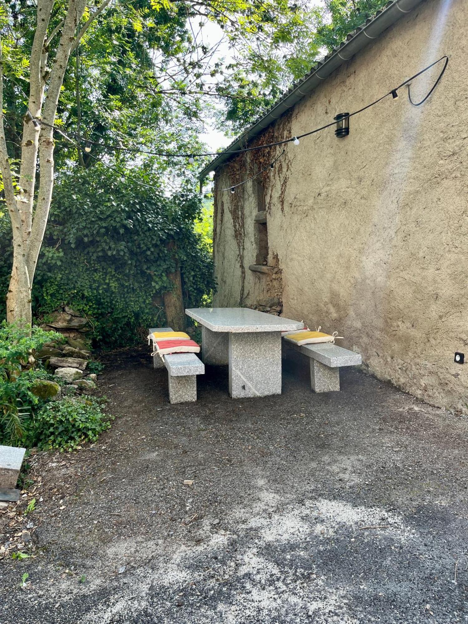 Parenthese En Foret - Lodge Baliveau Le Bez  Extérieur photo